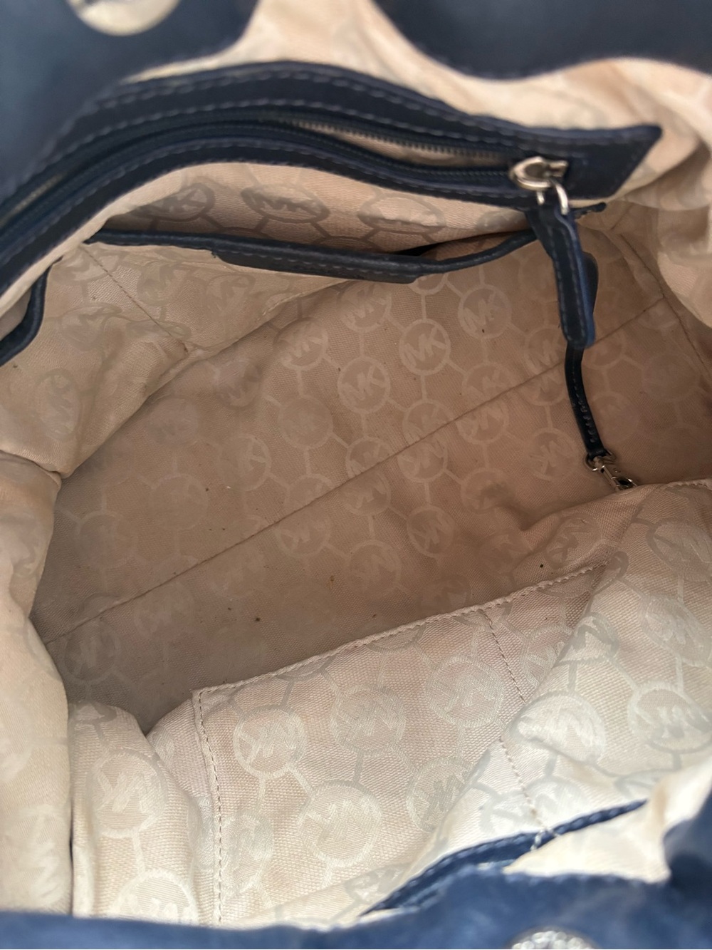 Michael Kors Navy Blue & Beige Leather Shoulder Satchel Handbag Purse - Picture 5 of 15